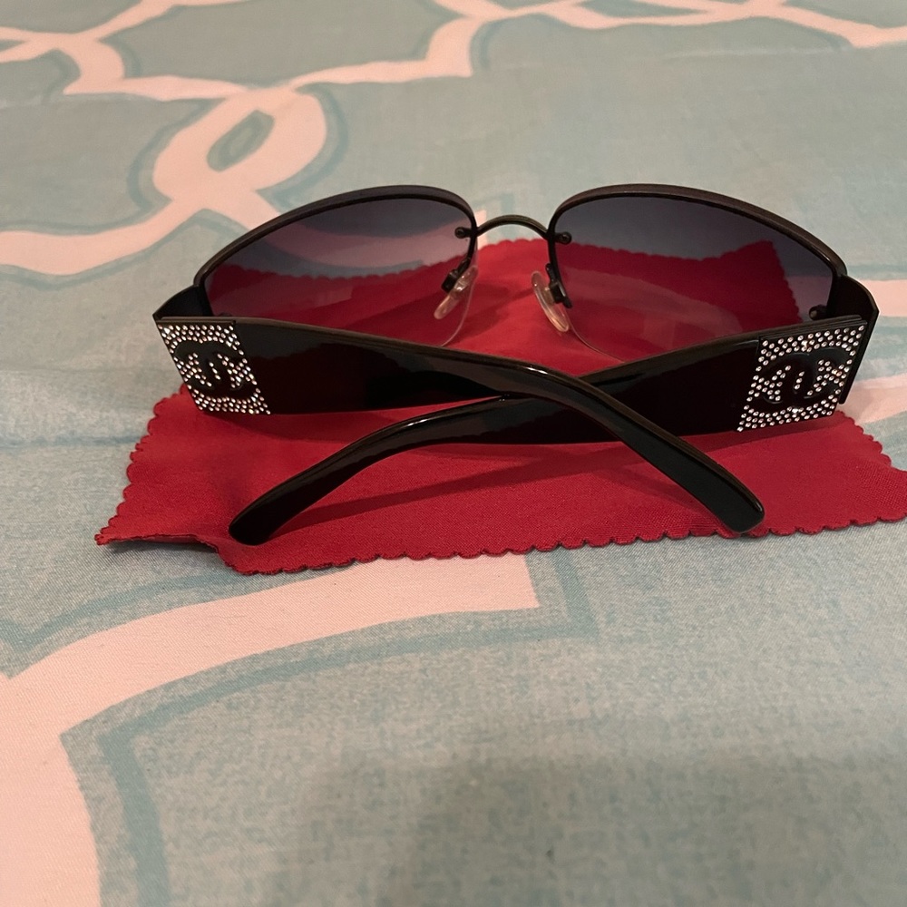 CHANEL 4117-B Sunglasses Rhinestone